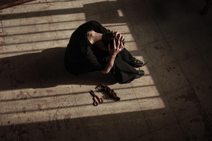 为世界哀嚎，却对本国人民苦难...