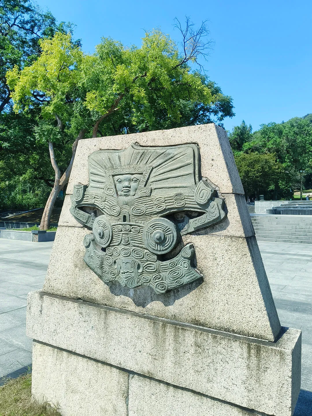 图案有点现代化影子